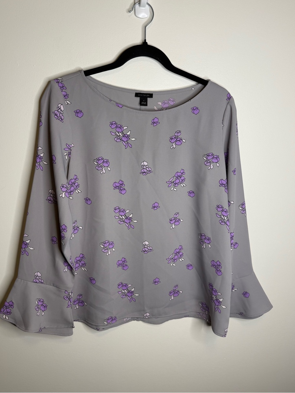 Ann Taylor Gray Blouse with Purple Floral Print size small